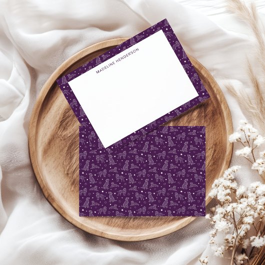 Whimsical Dog Constellations Plum Paarse Monogram Notitiekaartje