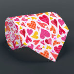 Whimsical Doodle Hearts met Patronen en Textuur Stropdas<br><div class="desc">Dit , griezelige patroon heeft een verweven hart gemaakt in een doedelstijl. Ze zijn gemaakt in schaduwen van paars, roze, oranje en geel op een gebroken witte achtergrond. Sommige harten hebben poka-stippen, andere vlechten of strepen. Ze schijnen allemaal rond elkaar te drijven en te blokkeren op dit leuke design dat...</div>