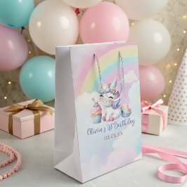 Whimsical Eenhoorn Regenboog Verjaardagsfeest Gift Medium Cadeauzakje