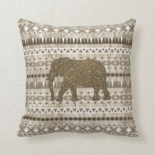 Whimsical Elephant Tribal Pattern on Wood Design Kussen
