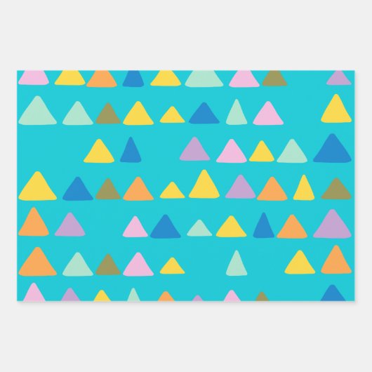 Whimsical en Cute Triangle Pattern in Turquoise Inpakpapier Vel (Voorkant 3)