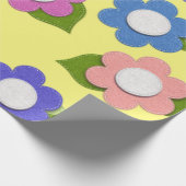 Whimsical Felt Style Flowers  Cadeaupapier (Hoek)