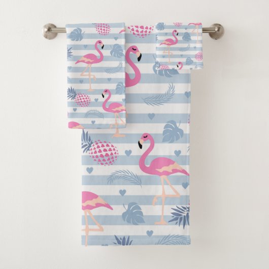 Whimsical Flamingo & Pineapple Pattern Bad Handdoek (Insitu)