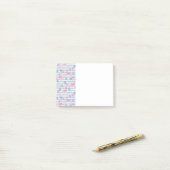 Whimsical Flamingo & Pineapple Pattern Post-it® Notes (Op bureau)