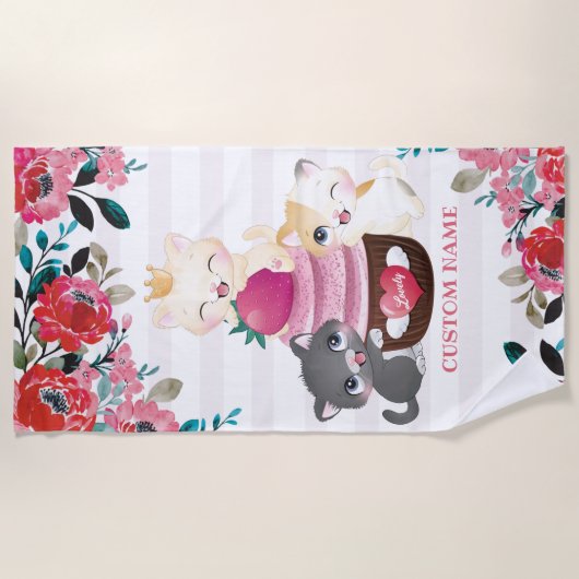 Whimsical Floral Cartoon Cats Strawberry Cupcake Strandlaken (Voorkant)
