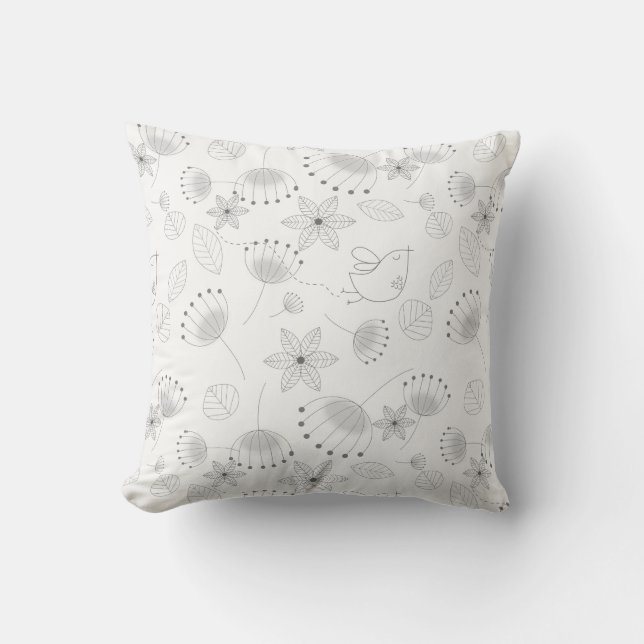 Whimsical Floral Pattern on White Kussen (Voorkant)