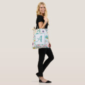 Whimsical Flower Garden op witte Canvas tas (Op model)