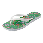 Whimsical Folk Art Flowers op Green Teenslippers (Schuin)