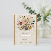 Whimsical Garden Pressed Flowers Boheemse RSVP Kaart (Staand voorkant)