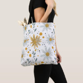 Whimsical Geel en Wit Bloempatroon Tote Bag (Dichtbij)