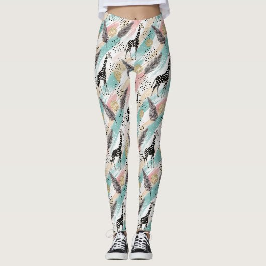 Whimsical Giraffe Polka Dot Pattern – Pastel Leggings (Voorkant)