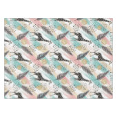 Whimsical Giraffe Polka Dot Pattern – Pastel Tafelkleed (Voorkant (Horizontaal))
