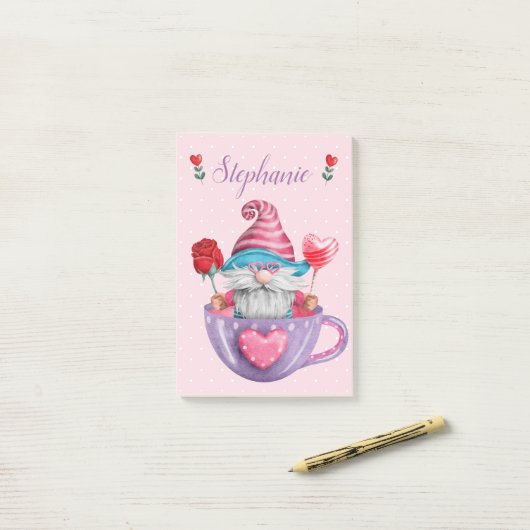 Whimsical Gnome in Tea Cup Hearts & Flowers Post-it® Notes (Op bureau)