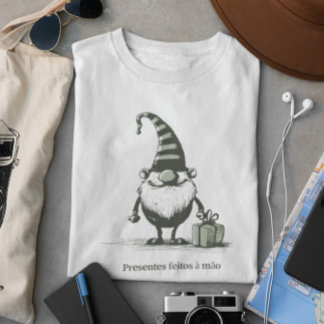 Whimsical Gnome met cadeau - Vrouwen T-shirt