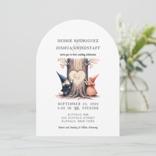 Whimsical Gnomes Fun Wedding Invitation Kaart (Staand voorkant)