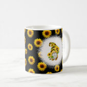 Whimsical Gnomes met Zonnebloemen Koffiemok (Voorkant rechts)