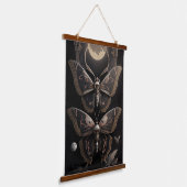 Whimsical Gothic Death's Head Moth Hangend Wandkleed (Gebogen)