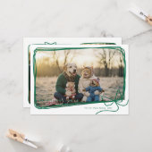 Whimsical Green Ribbon Frame Holiday Photo Kaart (Voorkant / Achterkant in situ)