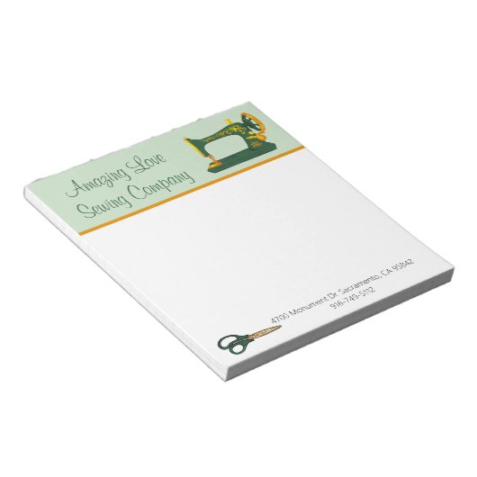 Whimsical Green Sewing Machine Notitieblok (Schuin)