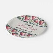 Whimsical Green Strawberry Verjaardag Naam Papieren Bordje (Gekanteld)