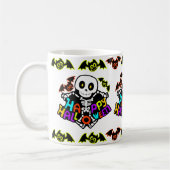 Whimsical Halloween Skelet en Bats Design Koffiemok (Links)