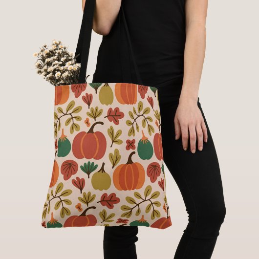 Whimsical Hand-Drawn Herfst Halloween Pompoen Tote Bag (Dichtbij)