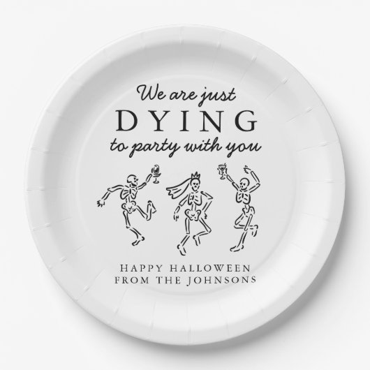 Whimsical Hand Drawn Skeletons Halloween Party Papieren Bordje (Voorkant)