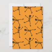 Whimsical Hand Getekende Skelet Boog Frame Hallowe Kaart (Achterkant)