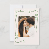 Whimsical Hand Getekende Trouwfoto Groen Save The Date (Achterkant)