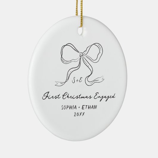 Whimsical Hand getrokken boog eerste kerst verloof Keramisch Ornament (Rechts)