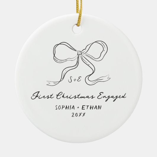 Whimsical Hand getrokken boog eerste kerst verloof Keramisch Ornament (Voorkant)