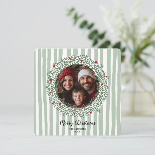 Whimsical Hand Getrokken Vrolijke Kerstkrans Foto Kaart (Staand voorkant)