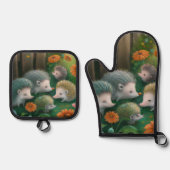 Whimsical Hedegel Family Picnicking in the Garden Ovenwant & Pannenlap Set (Voorkant)