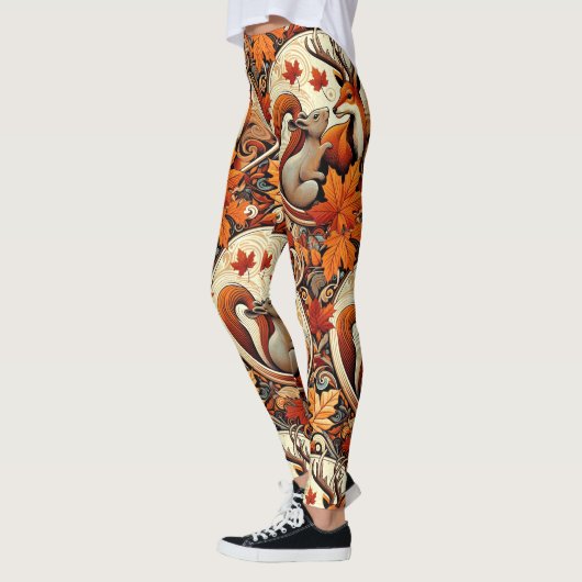 Whimsical Herfstseizoen met Herten Leggings (Links)