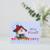 Whimsical House and Flowers "We've Moved" Briefkaa Aankondigingskaart (Staand voorkant)