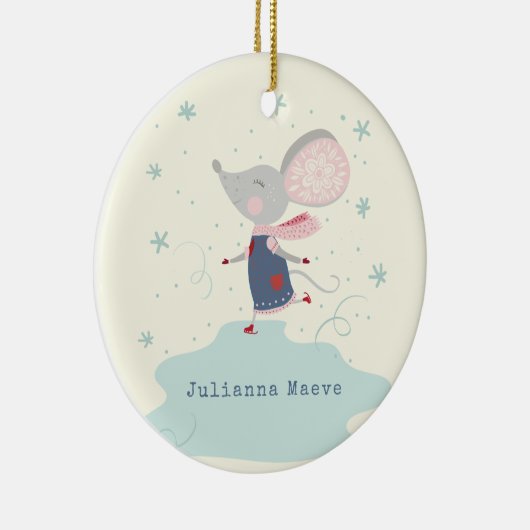 Whimsical Ice Skater Mouse Holiday Name Custom Keramisch Ornament (Rechts)