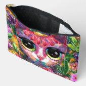 Whimsical Impressionistische Big Eyed Kat in Bloem Etui (Open)