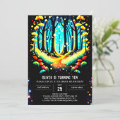 Whimsical Into the Bossen Fireflies Verjaardag Kaart (Staand voorkant)