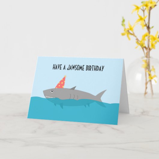 Whimsical Jawsome Shark Pun Birthday Celebration C Kaart (Gele Bloem)