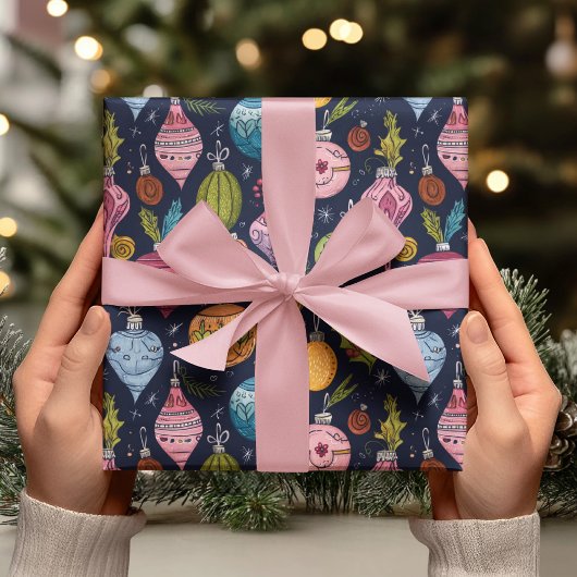 Whimsical Kerst Ornament Cadeaupapier