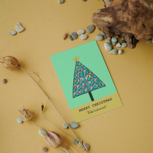 Whimsical-kerstboom met uitnodiging van hooglicht