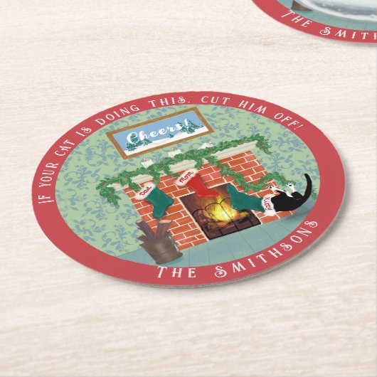 Whimsical Kerstmis Kat en Kousen Scène Ronde Ronde Kartonnen Onderzetter (Gebogen)