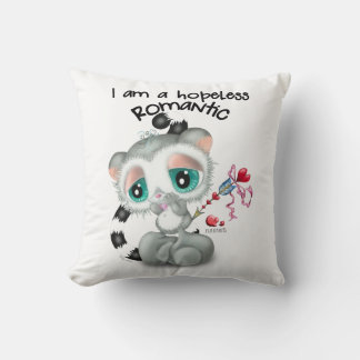 Whimsical Lemur with Heart Arrow – Cozy Love Kussen