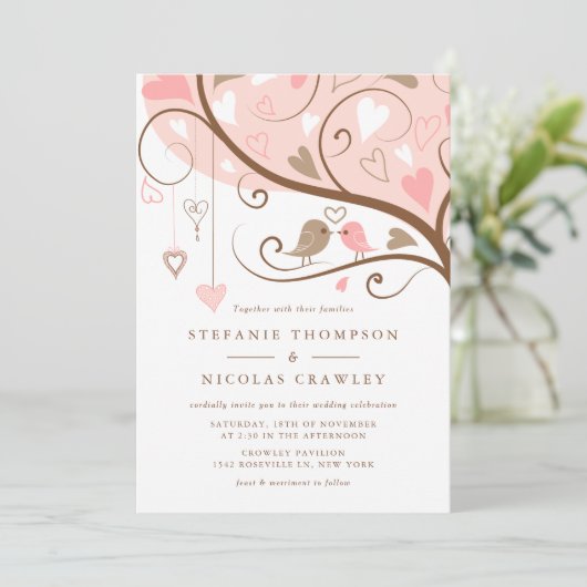 Whimsical Lovebirds Wedding Kaart (Staand voorkant)