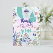 Whimsical Mermaid Tail Onder het Zee Party Script Bedankkaart (Staand voorkant)
