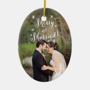 Whimsical Merry & Married First-kerstfoto Keramisch Ornament