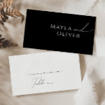 Whimsical-minimalistisch script | Zwarte platte br Plaatskaartje<br><div class="desc">Dit slimme minimalistische script | De zwarte platte bruiloft is perfect voor uw klassieke, eenvoudige zwarte en witte, moderne boho bruiloft. Het ontwerp biedt elegante, delicate en romantische handgeschreven kalligrafie met een formele shabby chic typografie. De blik zal goed gaan met om het even welk trouwseizoen: lente, zomer, herfst, of...</div>