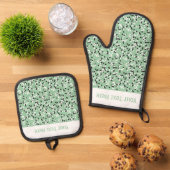 Whimsical Mint Polka Dot Doodles Pattern Ovenwant & Pannenlap Set (Top down)
