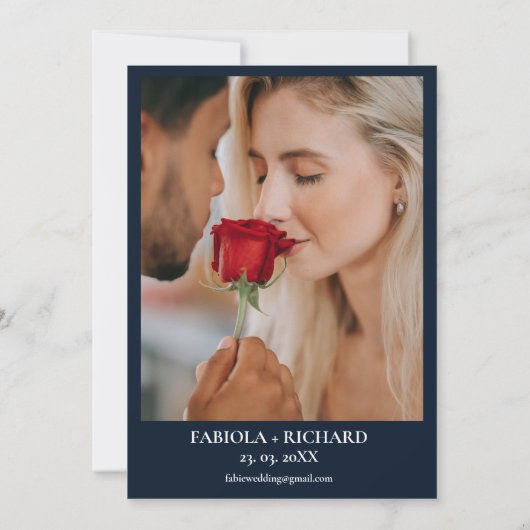 Whimsical Monogram Boho Blue Wildflower bruiloft Kaart (Achterkant)