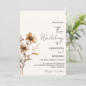 Whimsical Monogram Zwart Wildflower Bruiloft Kaart (Staand voorkant)